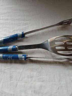 Detroit Lions BBQ Grilling Spatula & Tongs Set 2 Piece NFL Preowned